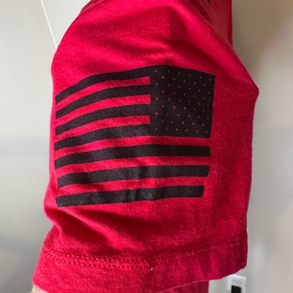 Grunt Style Women’s Red Graphic Tee - Picture 5 of 6